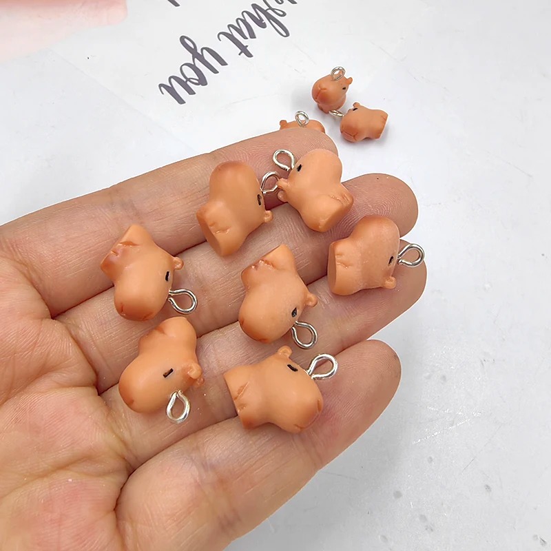 Resin Art For Sale - 10 adet Sevimli Küçük Kapibara Takılar